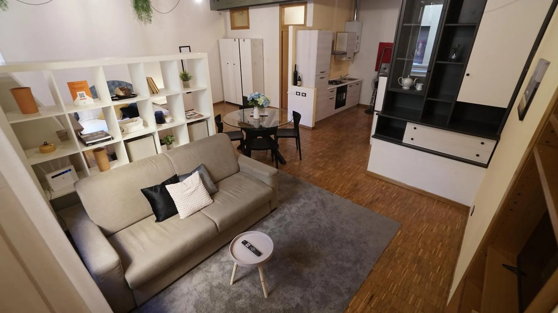 Romeohouse Central With Wifi Verona 0*,
